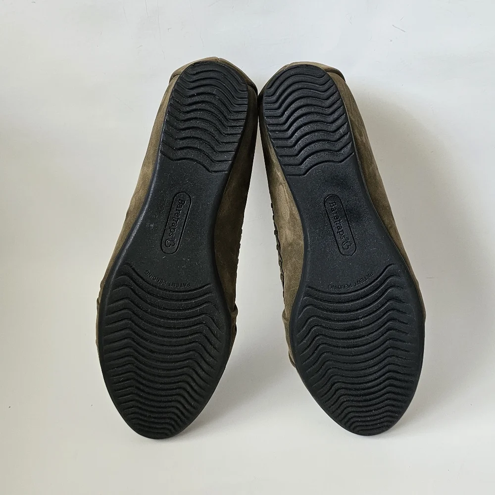Baretraps Norma Olive Suede Whipstich Detail Hidden Wedge Heels Size 7½